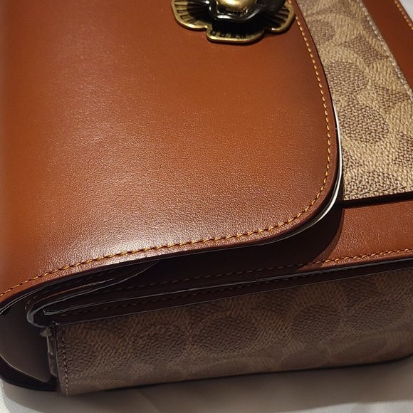 NWT Coach Madison shoulder  bag in regular size tan rust and signature canevas - Picture 14 of 16